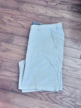 Greg Norman Collection Tan Flat-Front Men's Shorts